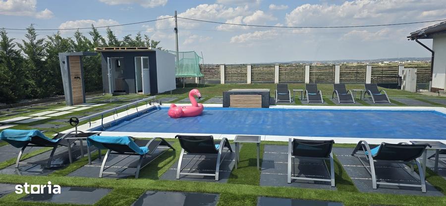 Casă cu 7 camere cu Teren 1500 Mp în Nojorid