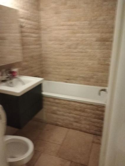 Apartament cu 3 camere decomandat, mobilat în Rahova