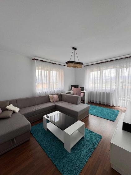 Apartament cu 2 camere decomandat în Sânpetru
