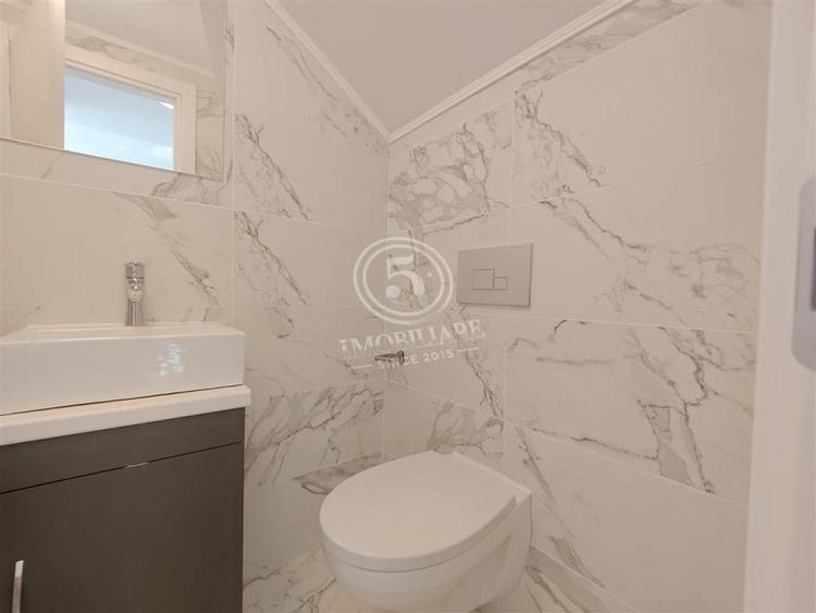 Casă individuală cu 3 camere cu Canalizare în Ștefăneștii de Jos