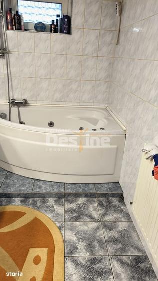 Casa P+E+M + corp secundar , 240 mp teren , 2 garaje , Metrou Bazilesc - 7