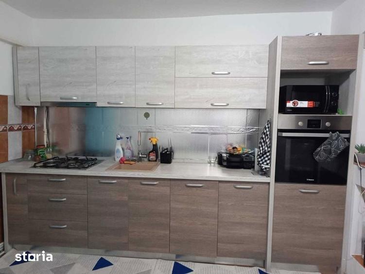 Apartament cu 2 camere decomandat în Berca