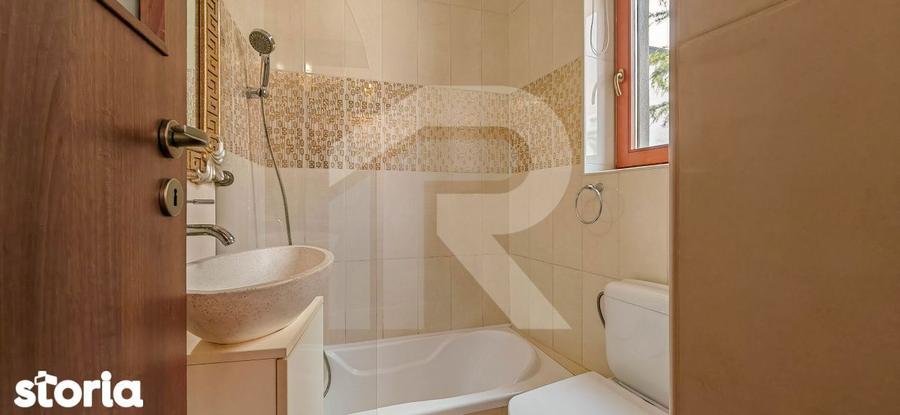 Casă cu 5 camere cu Teren 128 Mp în Iancului