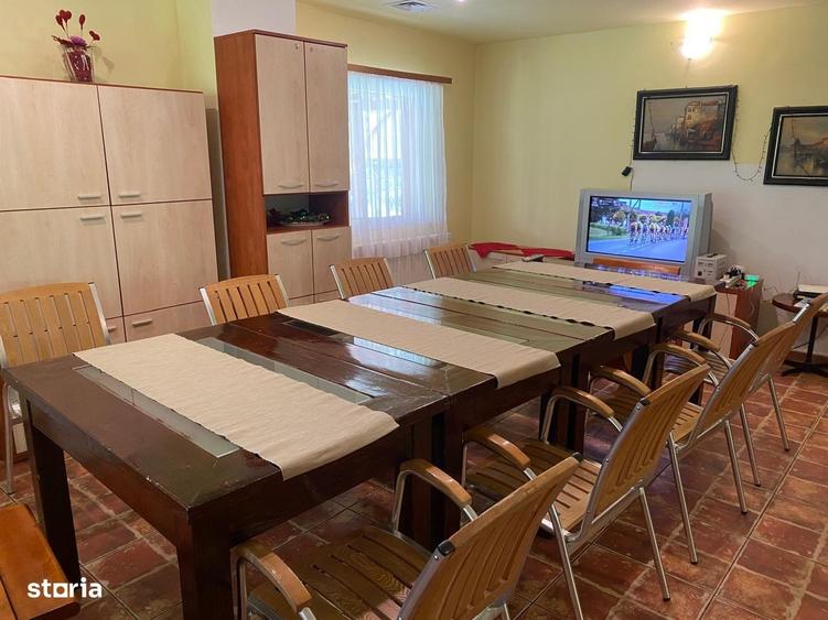 Casă cu 4 camere în Lotrioara
