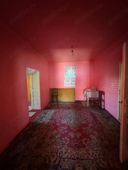 Casă cu Teren 1317 Mp în Central