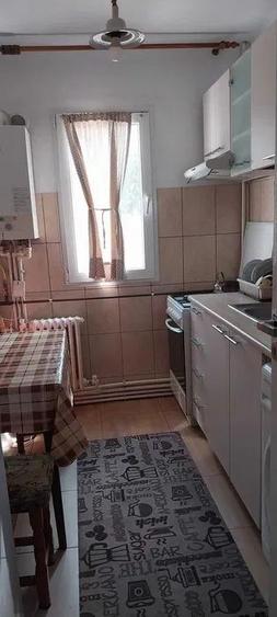 Apartament cu 2 camere nedecomandat, mobilat în Podu Roș