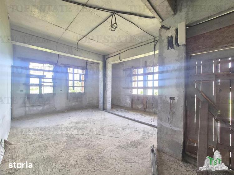 Casă cu 6 camere cu Teren 1372 Mp în Snagov