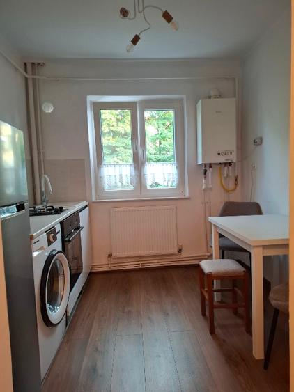 Apartament cu 2 camere semidecomandat în Central