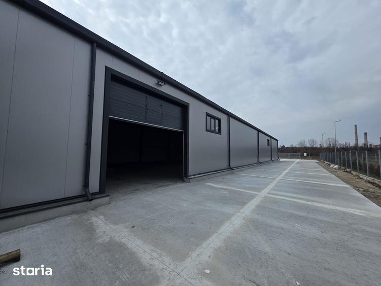 Spațiu comercial, de 600 mp, în Brazi