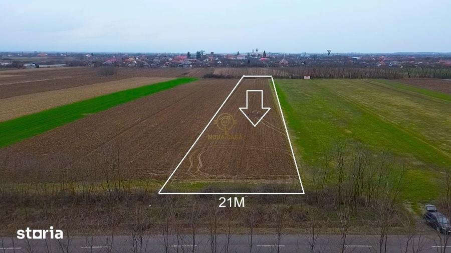 Teren de 4300 mp, în Odoreu