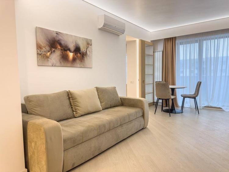 Apartament cu 2 camere semidecomandat, mobilat în Pipera
