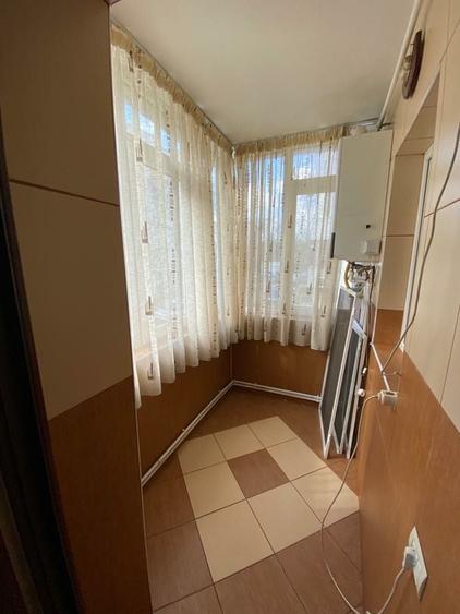 Apartament 3 camere Micro 17,decomandat,etajul 1. - 14