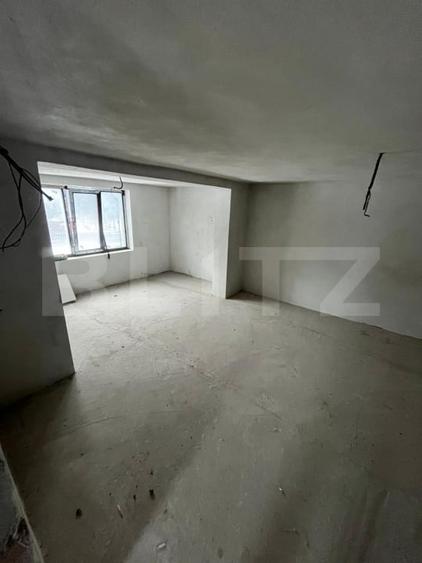 Duplex cu 7 camere cu Teren 810 Mp în Bărbulețu