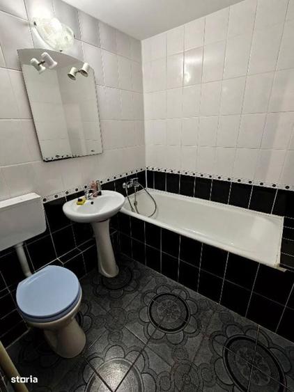 Apartament cu 2 camere decomandat în Teiul Doamnei