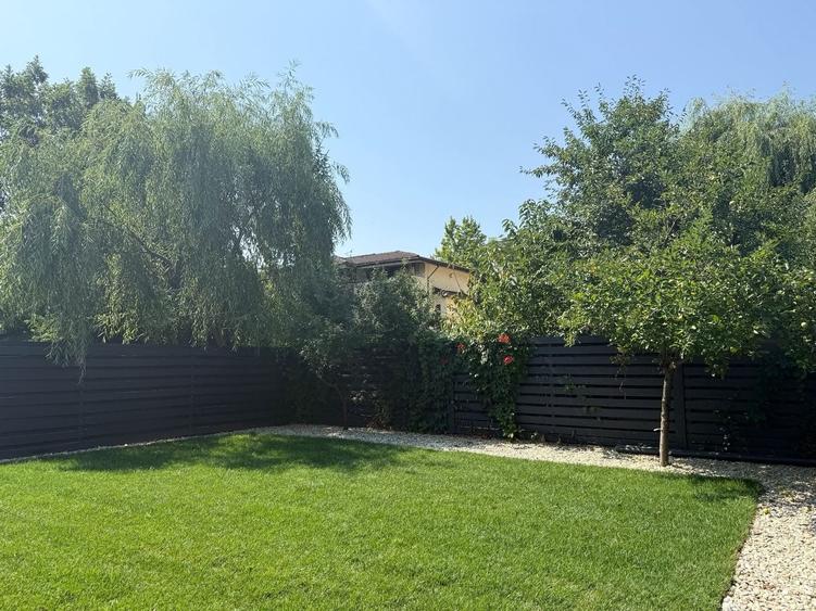 Duplex cu 4 camere cu Piscina în Corbeanca