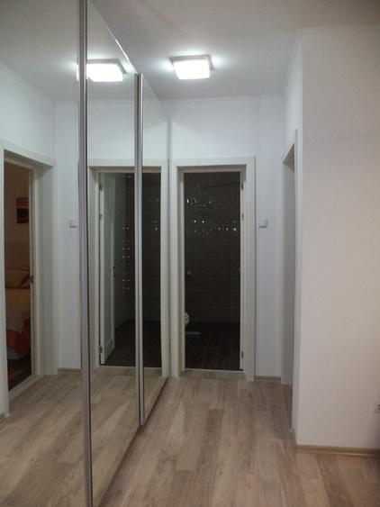 Apartament cu 2 camere semidecomandat în Mircea cel Bătrân