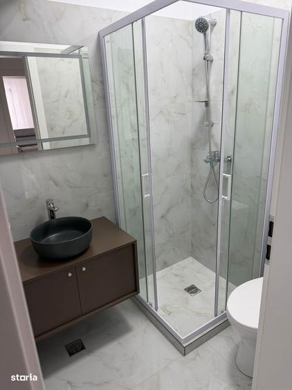 Apartament cu 3 camere decomandat, mobilat în Rahova
