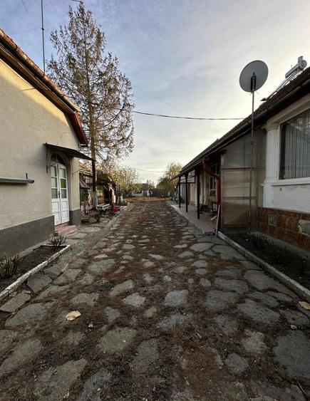 Casă cu 3 camere cu Teren 130 Mp în Central