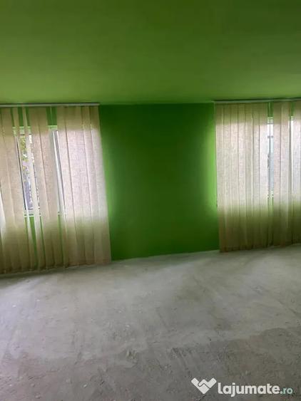 Casă cu 4 camere cu Teren 1105 Mp în Strejnicu