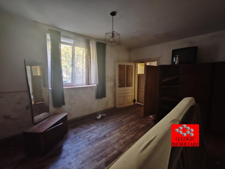 Casă individuală cu 3 camere cu Canalizare în Central
