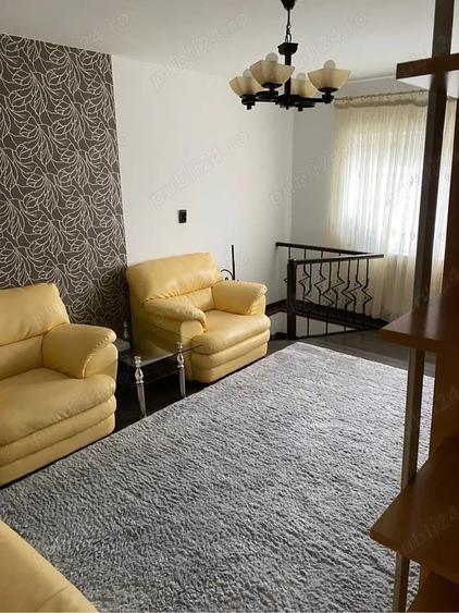 Apartament cu 3 camere semidecomandat în Central