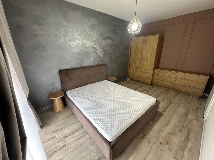 Apartament cu 2 camere decomandat în Giroc