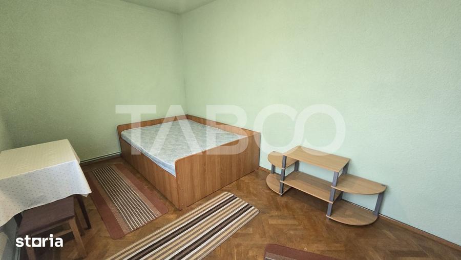 Apartament cu 2 camere decomandat în Ștrand