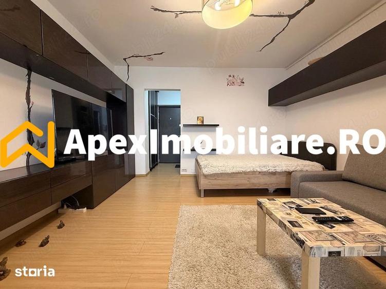 Garsonieră semidecomandată în Titan