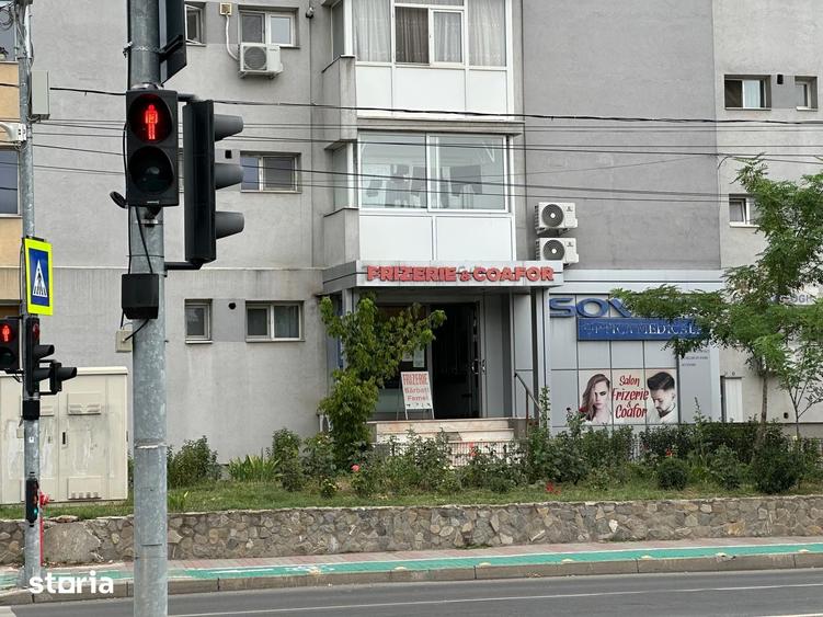 Spațiu comercial, de 40 mp, în Central