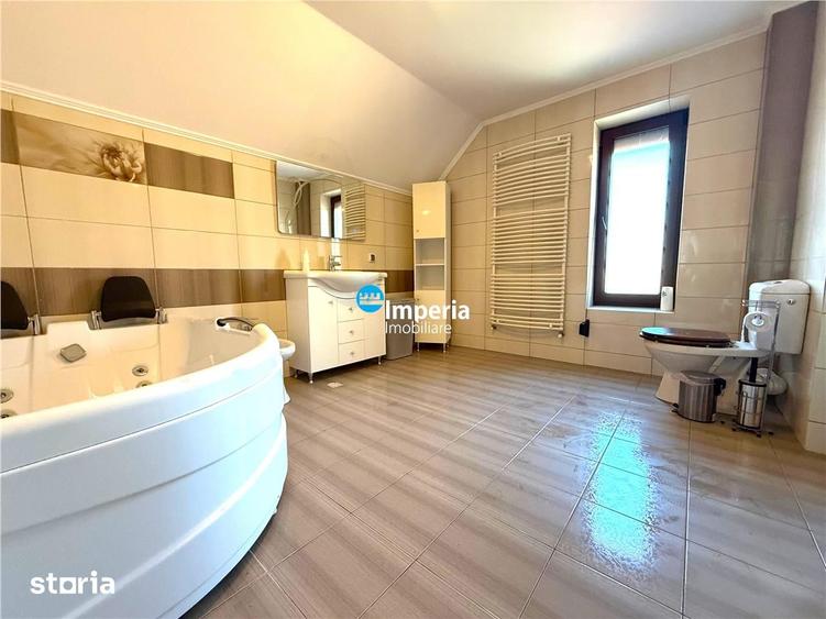 Casă cu 5 camere cu Teren 790 Mp în Ciurea