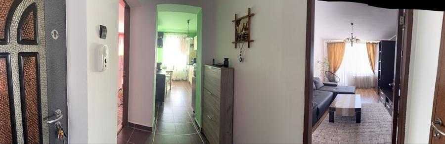 Apartament cu 3 camere decomandat în Central