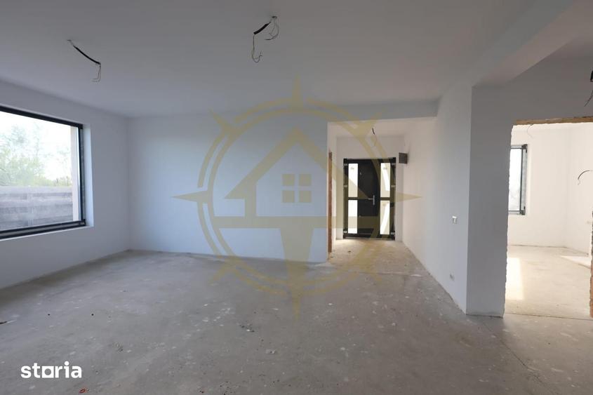 Casă cu 4 camere cu Teren 500 Mp în Butea