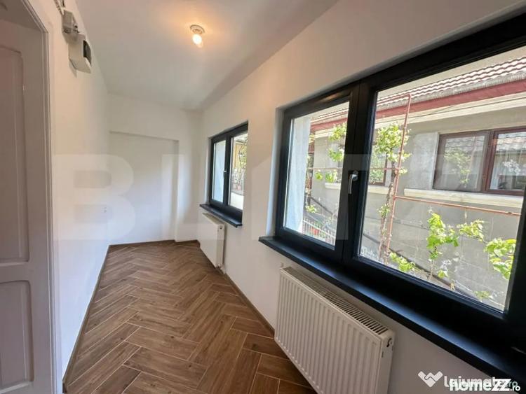 Casă cu 5 camere cu Teren 275 Mp în Central