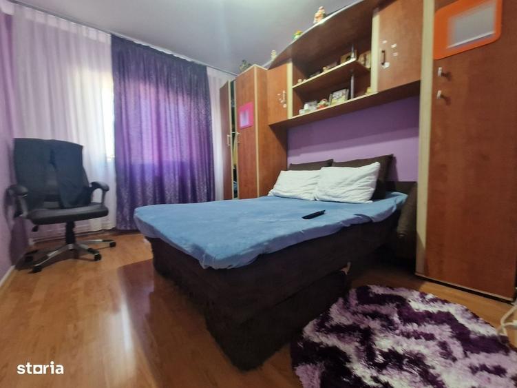 Apartament cu 3 camere decomandat în Inel II