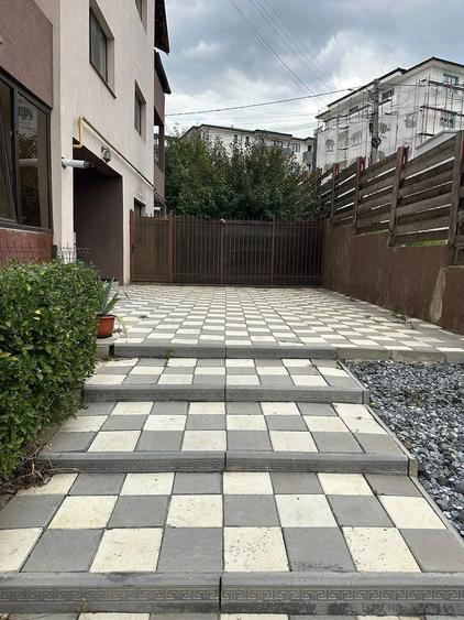 Apartament cu 2 camere decomandat în Exterior Vest