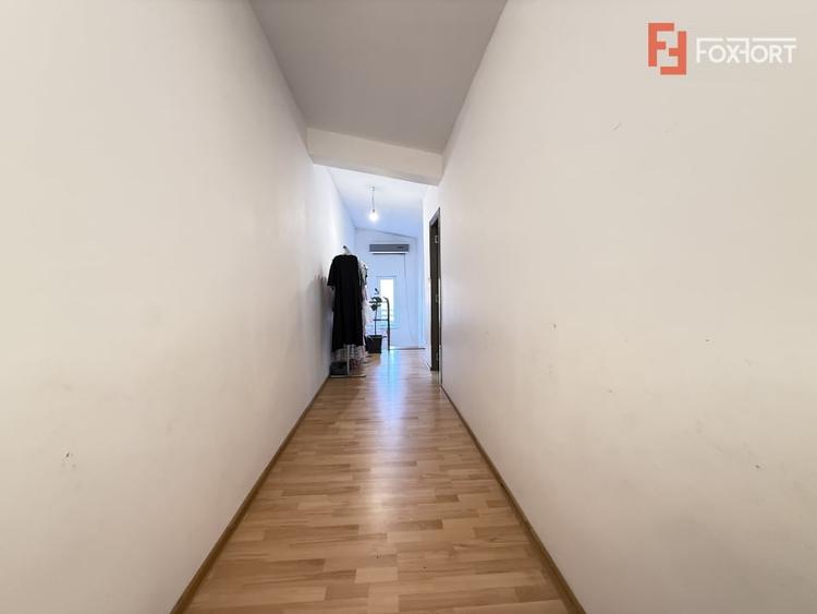 Duplex cu 5 camere cu Canalizare în Săcălaz
