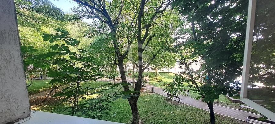 Garsonieră decomandată în Brâncoveanu