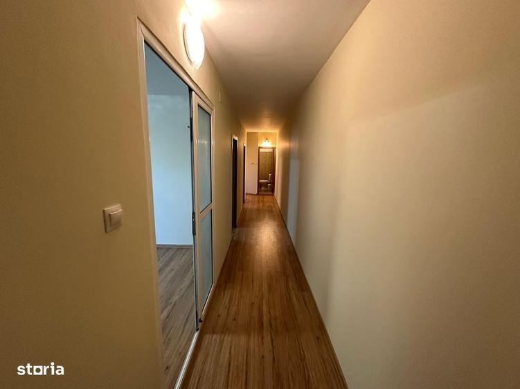 Apartament cu 3 camere decomandat în Albești