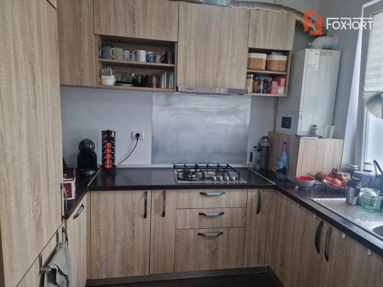 Duplex cu 4 camere cu Piscina în Ghiroda