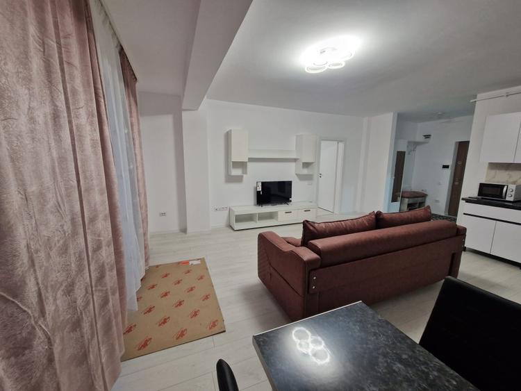 Apartament cu 2 camere semidecomandat, mobilat în Florești — fotografia 3