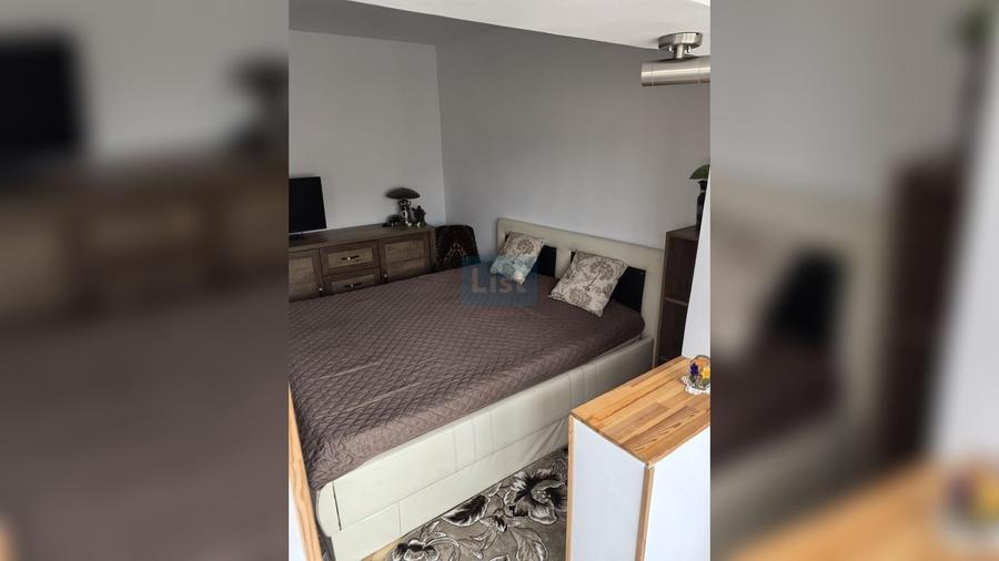 Apartament cu 4 camere decomandat, mobilat în Central