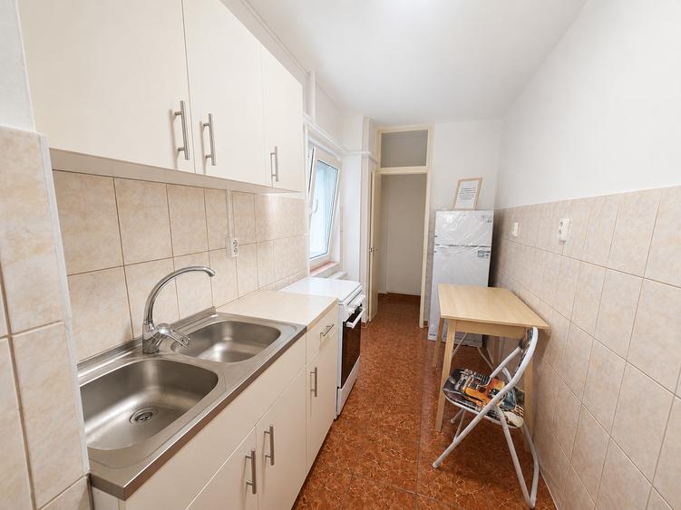 Garsonieră decomandată în Mazepa 1