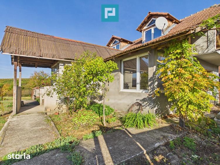 Casă cu 6 camere cu Teren 2610 Mp în Hidiș