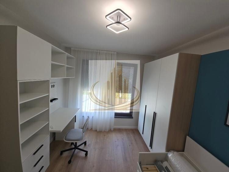 Duplex cu 4 camere cu Canalizare în Ghiroda