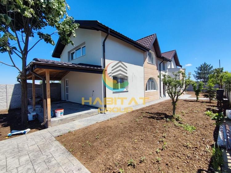 Casă individuală cu 6 camere cu Canalizare în Vidra