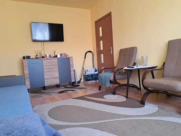 Apartament cu 2 camere semidecomandat în Iosia