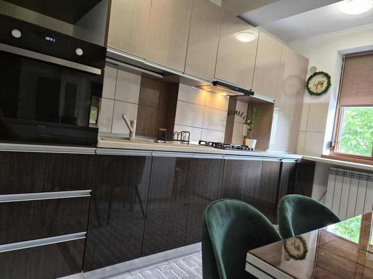Apartament cu 2 camere decomandat, mobilat în Energia