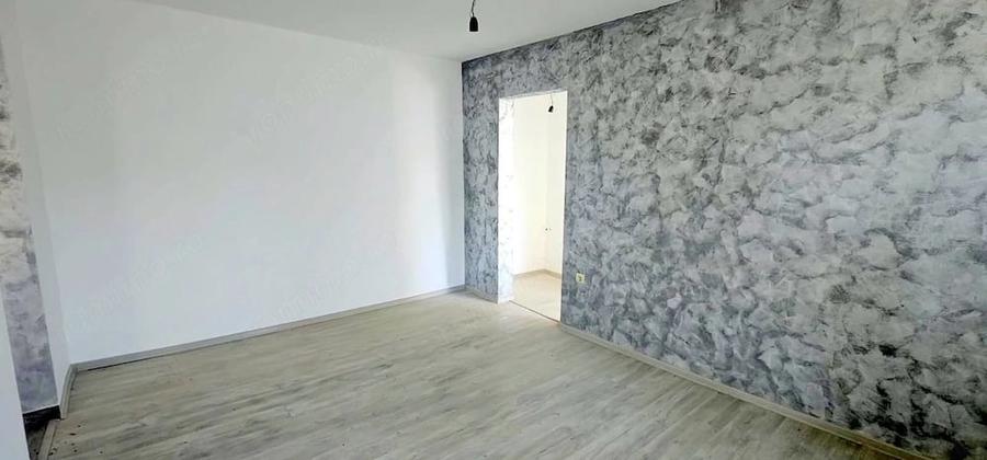 Apartament cu 2 camere decomandat în Viziru 3
