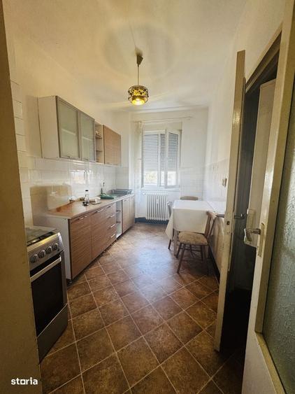 Apartament 2 camere,ultracentral intr-un bloc tip asociatie - 3