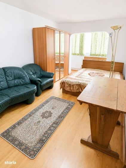 Apartament cu 2 camere decomandat în Vasile Aaron